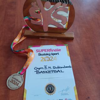 Naše dievčatá získali titul majstra Slovenska v basketbale