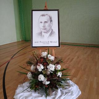 Profesor Franciszek Misztal bohaterem uroczystości w Lisich Jamach