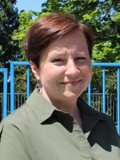 Mgr. Katarína Barnová