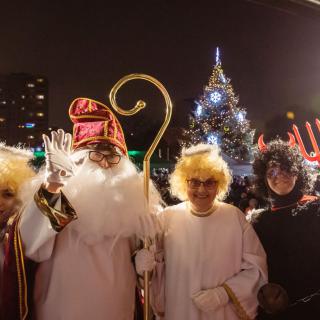 Vianočné trhy v Petržalke štartujú už 25. novembra. Otvorí ich koncert Kataríny Knechtovej 