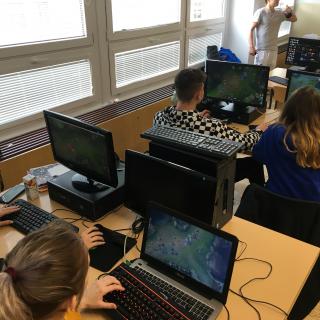 Školský turnaj v počítačových hrách